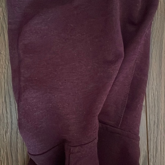 Jill Yoga Outfit - Picture 9 of 9